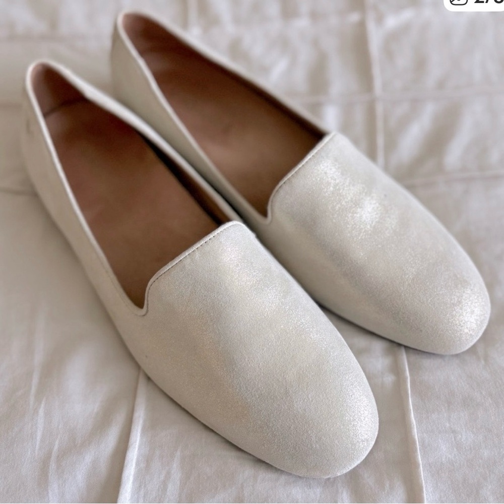 Vionic Cream Women's Loafers